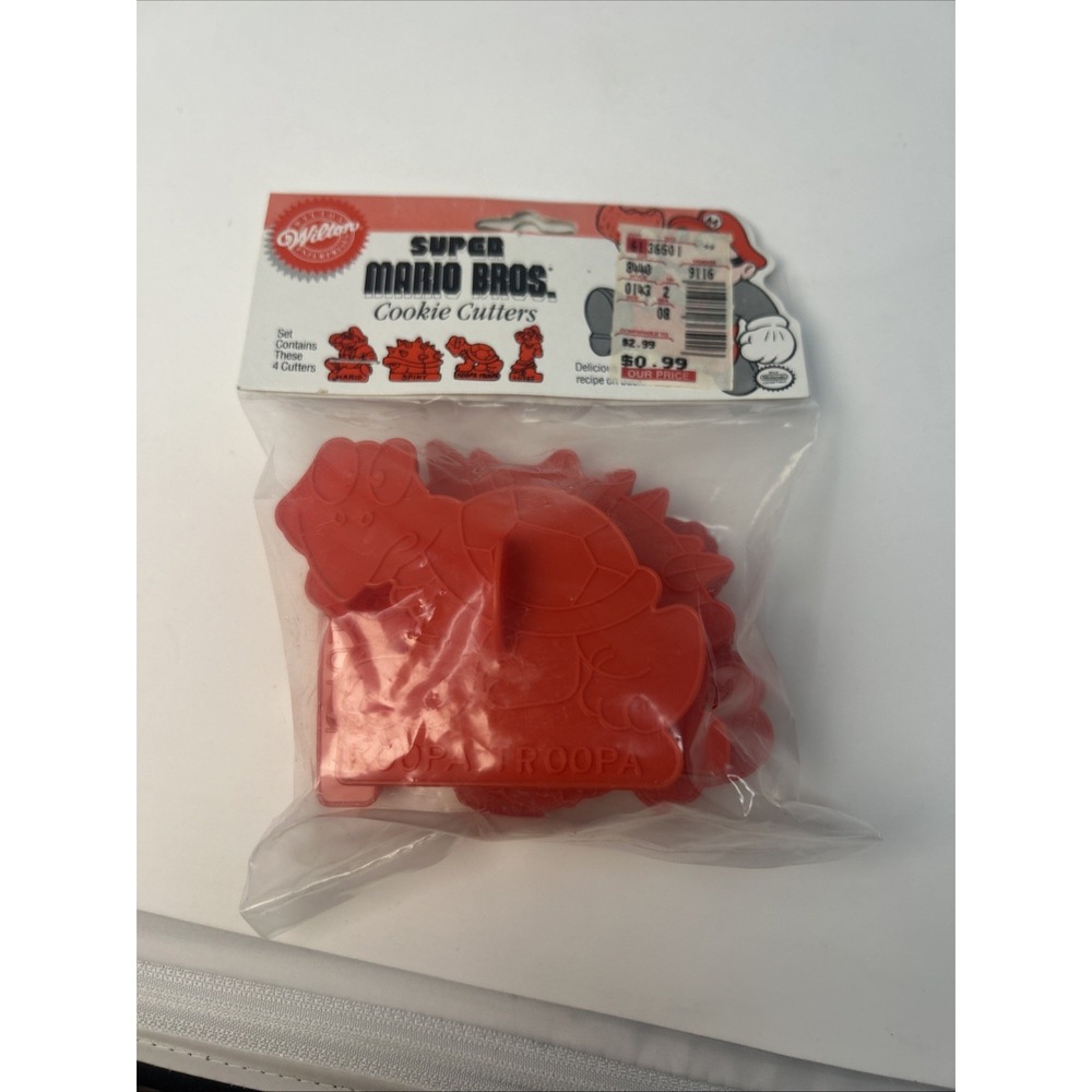 NEW Vintage Wilton Nintendo Super Mario Bros Cookie Cutters Set Of 4 1989